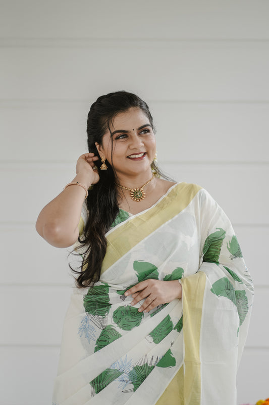 Kerala Kasavu Saree with Leaf Motif