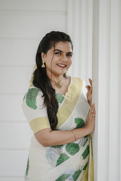 Kerala Kasavu Saree with Leaf Motif